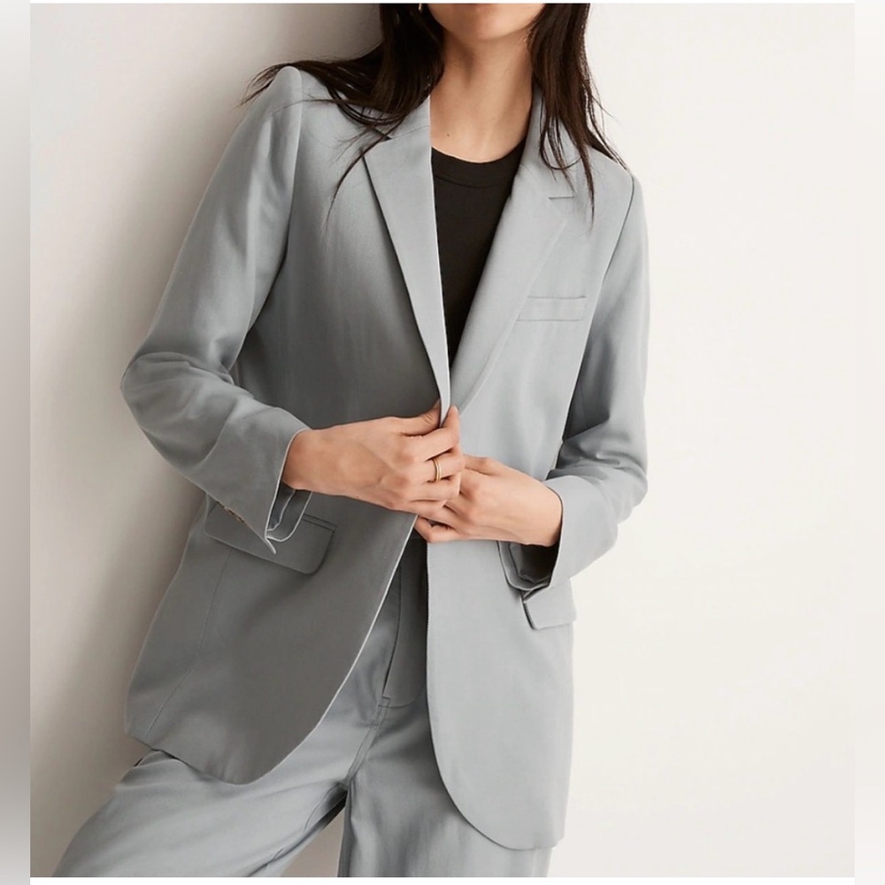 Madewell The Larsen Blazer in Drapeweave (Blue/Gray).
